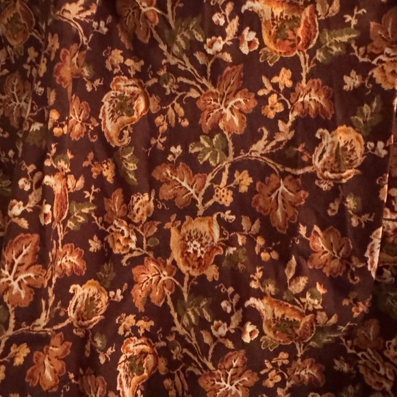 Doen Floral Smocked Blouse - Picture 4 of 4